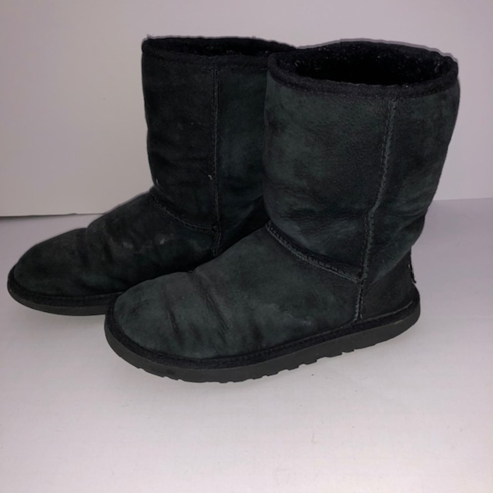 Winter snow ski size 6 black UGG
